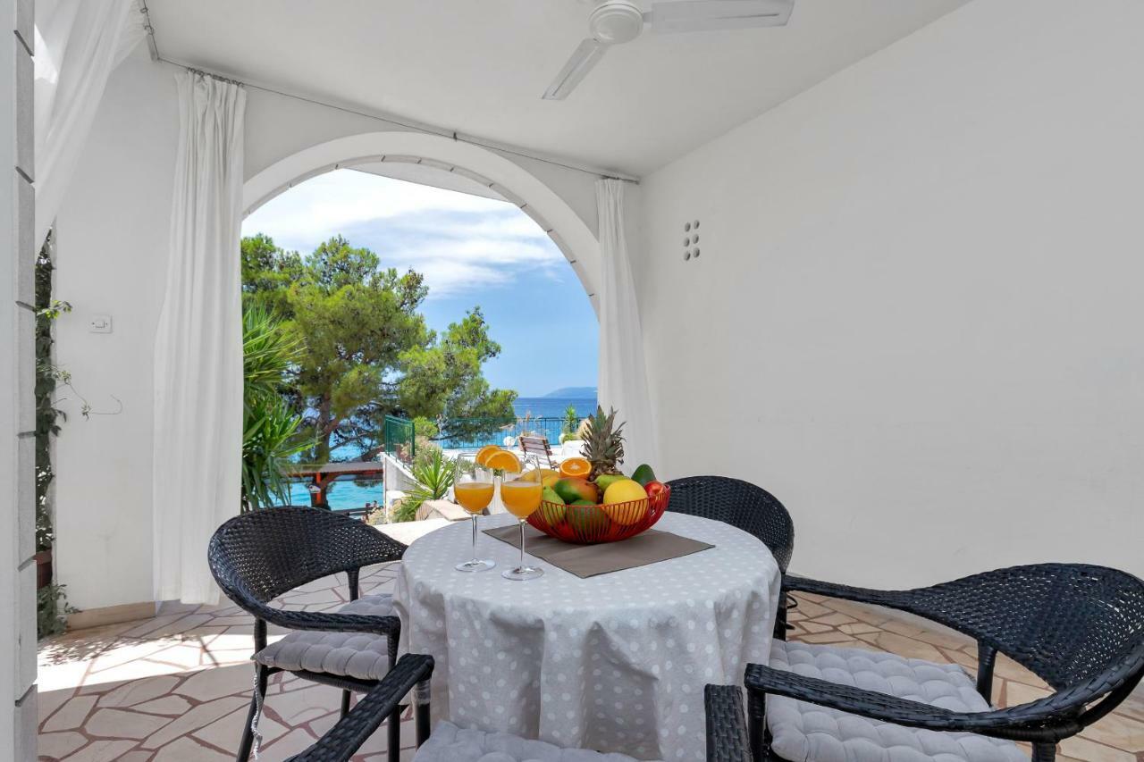 Beachfront Comfort Apartment Nives Tučepi Eksteriør bilde